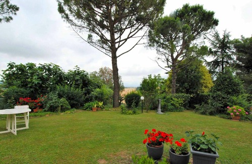 Ginestreto House | Wonderful private villa for 8 guests with WIFI, TV, pets allowed and panoramic view