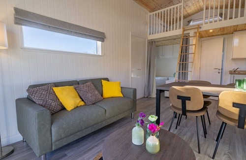 Susteren House | Wonderful private villa for 4 people with WIFI, pool, TV, terrace and parking