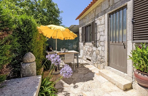 Vilarelho House | Wonderful private villa for 4 people with WIFI, TV, terrace and parking