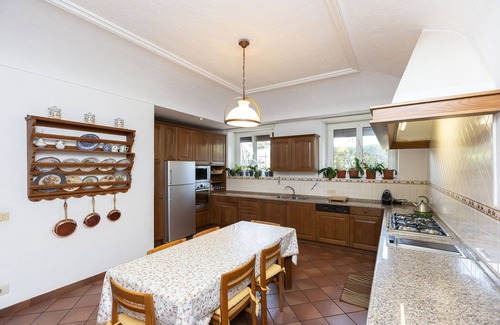 Quartiere XV Della Vittoria Villa | Wonderful private villa with WIFI, private pool, hot tub, A/C, TV, panoramic view and parking