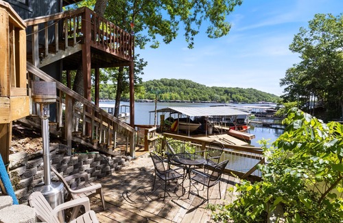 Rocky Mount Cottage | Wonderful Remote Lake Cabin! Fish from Deck & Dock