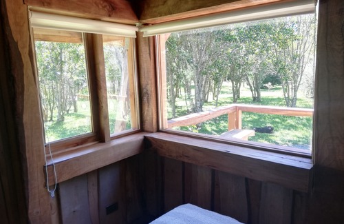 Pucon House | Wonderful rustic cabin 2, with native logs, on the banks of the Trancura River