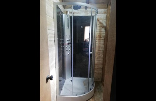 Pucon House | Wonderful rustic cabin 2, with native logs, on the banks of the Trancura River