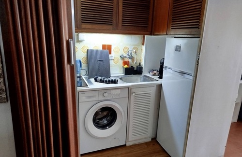 Costa de Caparica Apartment | Wonderful Studio Apartment in Front of the Beach