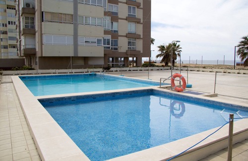Costa de Caparica Apartment | Wonderful Studio Apartment in Front of the Beach