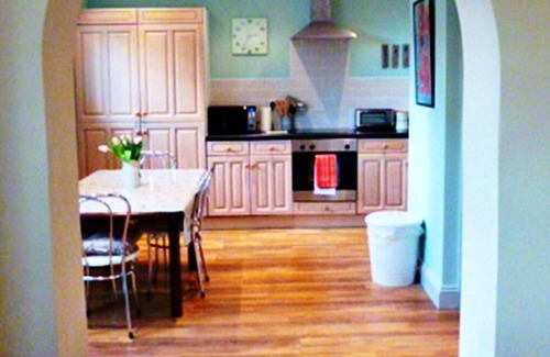 Breedon on the Hill House | Wonderful villa for 4 guests with WIFI, TV and pets allowed