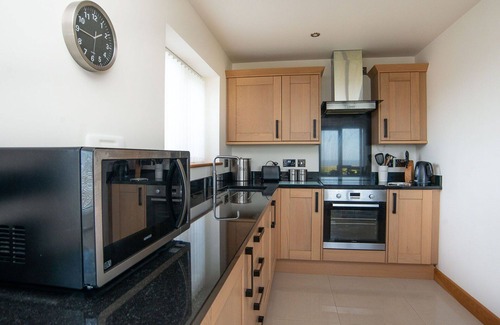 Llanasa House | Wonderful villa for 4 guests with WIFI and TV