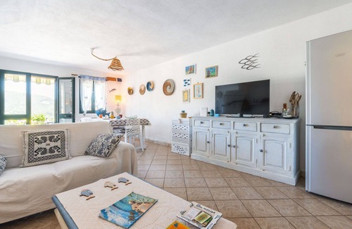Solanas House | Wonderful villa for 6 people with A/C, WIFI, TV and patio