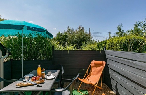 Locquirec House | Wonderful villa for 3 people with WIFI, TV, patio and pets allowed