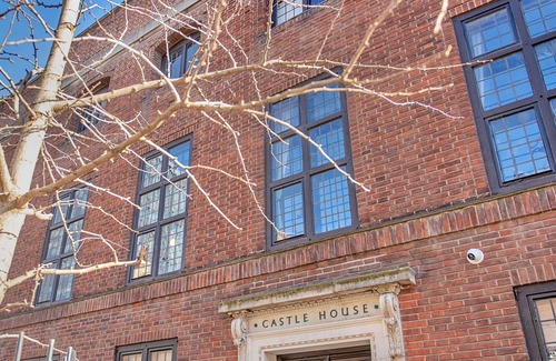 Nottingham City Centre House | Wonderful villa for 12 guests with WIFI, hot tub and terrace