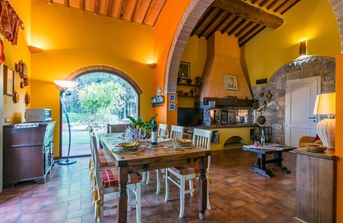 Fucecchio Villa | Wonderful villa for 4 people with WIFI, private pool, TV and parking