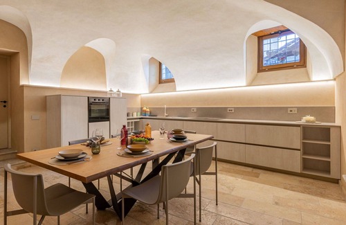 Barclaino Villa | Wonderful villa for 6 guests with WIFI, TV and terrace