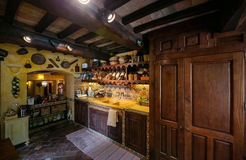 Preggio House | Wonderful villa with swimming pool shelter for body and soul!