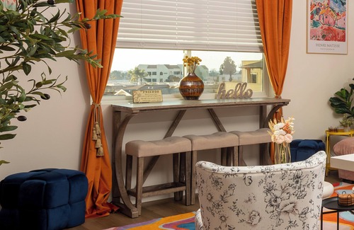 Morena Apartment | Wonderland Penthouse Apart w/Garden Oasis Sunsets