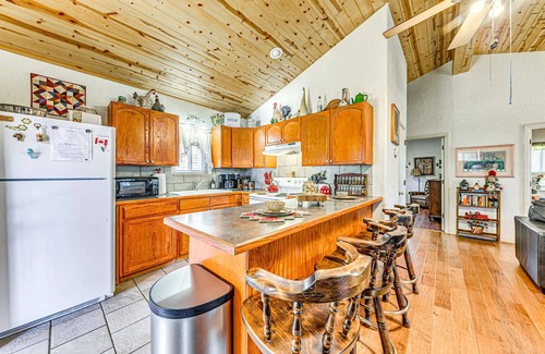 Ruidoso Cabin | Wood Cabin, Full Amenities, Family Friendly and wifi access