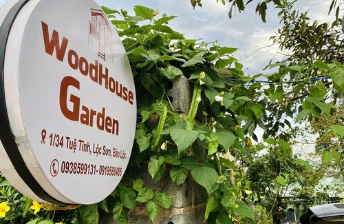 Bao Loc House | Wood House for rent with big balcony gardenview and lake view