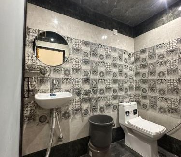 Amritsar Hotel | Wood Yard Villa Three Hundred Metres From The Golden temple