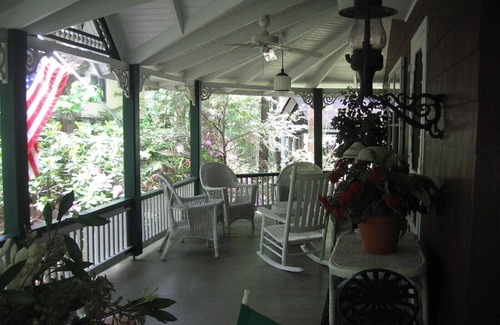 Mount Gretna Heights Cottage | Wooded Wonder on 2nd