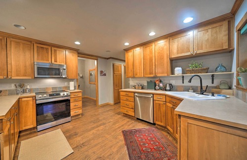 Woodinville House | Woodinville Home w/ Furnished Deck & Fire Pit