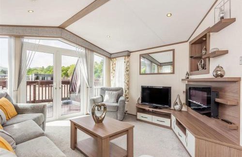 Fort Augustus Resort | Woodland 18 Hot tub Lodge