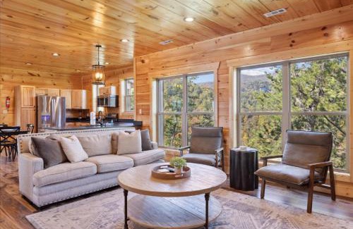 Gatlinburg - Pigeon Forge House | Woodland Cove