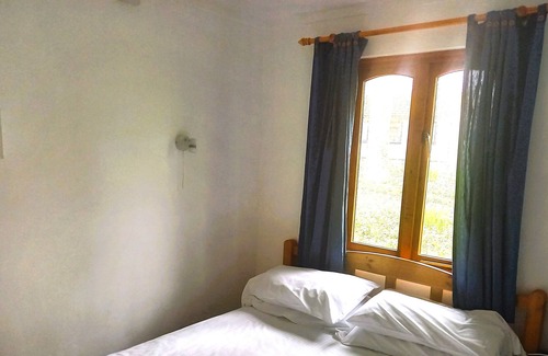 Lelant Cottage | Woodland Holiday Cottage, Close To St Ives, Holiday Park location with Pool