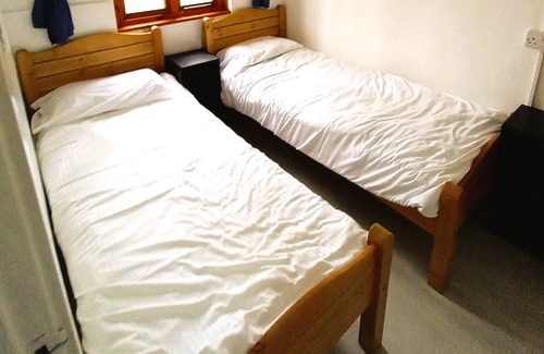 Lelant Cottage | Woodland Holiday Cottage, Close To St Ives, Holiday Park location with Pool