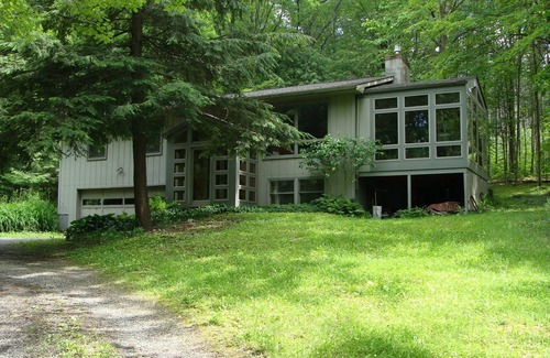Etna House | Woodland Privacy close to Cornell and Ithaca College