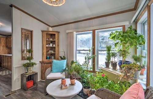Good Hart House | Woodland Retreat Near Trails, Golf and Wineries!