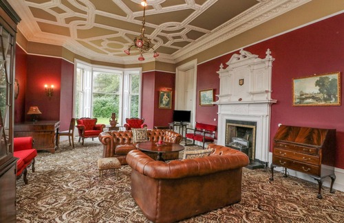 Arbroath Cottage | WOODSIDE HOUSE, pet friendly, character holiday cottage in Arbroath