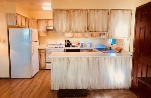 Homer Apartment | Woodside Suite #2 - Modest suite in downtown Homer, walking distance to all attractions