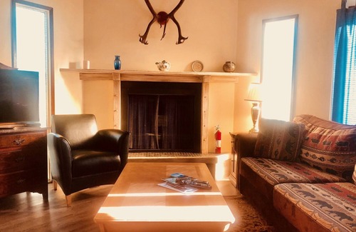 Homer Apartment | Woodside Suite #2 - Modest suite in downtown Homer, walking distance to all attractions