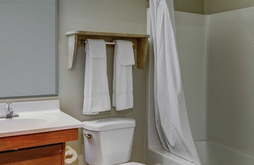 Southwind Hotel | WoodSpring Suites Memphis Southeast