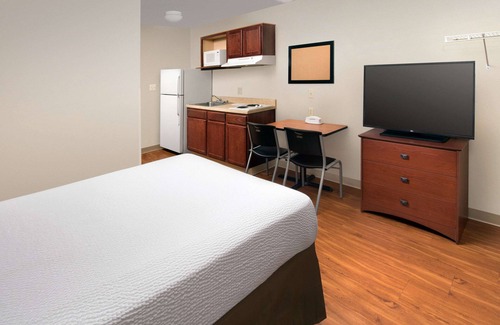 Southwind Hotel | WoodSpring Suites Memphis Southeast
