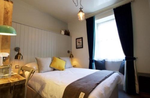 Woodstock Hotel | Woodstock Arms