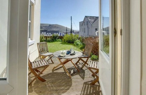 Woolacombe Apartment | Woolacombe 2 bed retreat, close to the beach