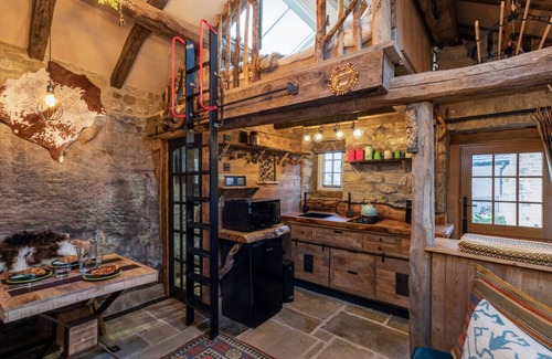 Ilkley House | Woolcombers - One Bedroom House, Sleeps 2