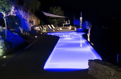 Vicopelago House | World's Unique property with openable roof