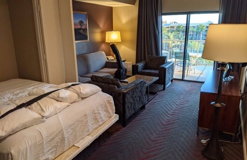 Terra Lago Hotel | WorldMark Indio - Studio Accessible