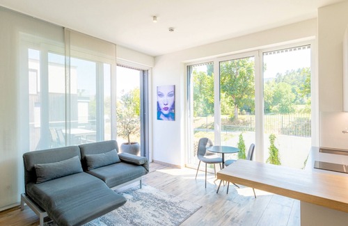 Maria Woerth Apartment | Wörthersee Apartment Sundowner by S4Y