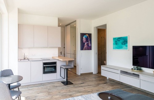Maria Woerth Apartment | Wörthersee Apartment Sundowner by S4Y