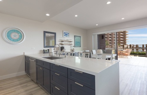 Puerto Penasco Condo | WOW! 200 5-star reviews, total remodel, ground floor 3br ocean front building,