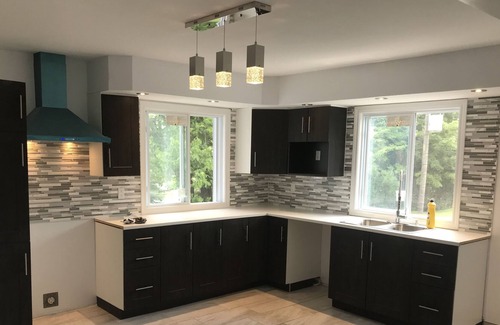 Bellefeuille House | WOW! Whole house 3bed/1.5 bath!
