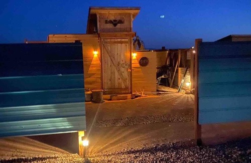 Mohave County Cabin | Writer's Nook - Epic Stars & Sunsets - Close to Zion