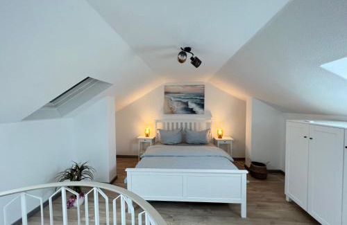 Plauen Apartment | Wunderschöne Wohnung mit Balkon in Plauen