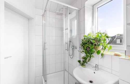 Ossendorf Apartment | Wunderschönes Dachstudio im Beliebten Köln Ehrenfeld