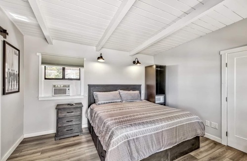 Walker Hotel | WWM 8 · 8 Fresh Air, Beautiful Views, Friendly Place WWM