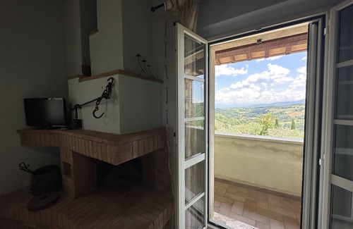 Gualdo Cattaneo House | WWW.VILLAMARI.IT: AMAZING LOCATION PRIVACY POOL