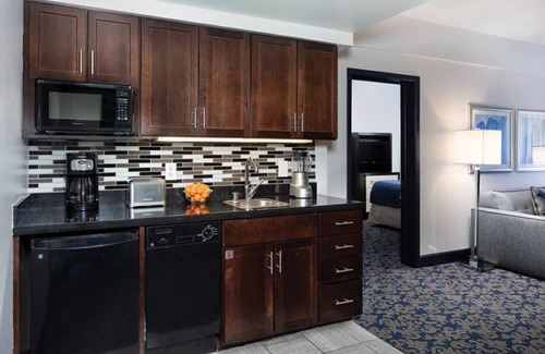 Lower Nob Hill Resort | 🌴Wyndham Canterbury✨ Experience Paradise in a 1BR Villa - Sleeps 4!