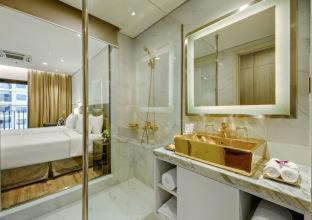 Son Tra Hotel | Wyndham Danang Golden Bay - Free Shuttle Bus to Beach